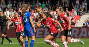 90+2danny makkelie awards fc twente enschede a goal kick. First Battle For Psv Header Anika Rodriguez Good For Victory Over Fc Twente Psv Netherlands News Live
