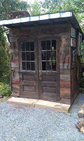 Gartenhaus Aus Geborgenem Recyceltem Recyceltem Holz Und Materialien Von Bradley Von Old World Arhchitecual Building A Shed Diy Shed Plans Wood Shed Plans