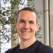 On this episode we hear from Paul Gosnell (paulgosnell) Paul is founder of  Fitlink and is passionate about getting the world fit, healthy and happy.  Connect with them online at fitlinkapp.com twitter.com/fitlinkapp