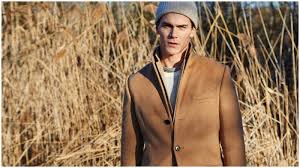 Cashmere camel coat mens are the light colored choice that is popular both in menswear and womenswear. Club Monaco Showcases Minimalist Men S Winter Looks With Vincent Lacrocq The Fashionisto