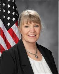 Leann Bruce's Instagram, Twitter & Facebook