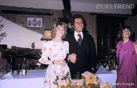 Joe dassin married his second wife, christine delvaux. Photos Joe Dassin Et Christine Delvaux Le Jour De Leur Mariage Dans Le Var Joe Dassin Chanteur Annee 70 Chanteur