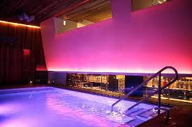 The 10 Most Amazing Indoor Pools Hallenbad Pool Poolbar