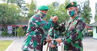 Lamongan Kedatangan 3 Personel Kodim 0812 Lamongan Usai Mengemban Tugas Sebagai Aparat Teritorial Langsug Disambut Oleh Letkol Inf Sidik Wiyono S Alhamdulillah