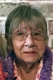 Lou Compton's Instagram, Twitter & Facebook