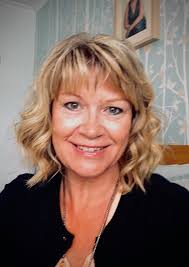 What kind of collar/harness do you use? We're working