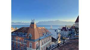 Découvrez son univers, ses restaurants et bars, ses chambres et suites ainsi que son spa. Lausanne Ouchy Penthouse With Terrace And Breathtaking Views Lausanne Updated 2021 Prices