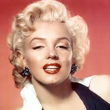Mane Dry Shampoo With Colloidal Oats For Blondes Light Brown Gray Or White Hair 8 Scents 100 Natu Marilyn Monroe Hair Marilyn Monroe Photos Beauty