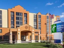 Read more than 1000 reviews and what travellers like in inn at st john portland, me intown. Hotels In Portland Maine Near Airport Holiday Inn Express Suites South Portland