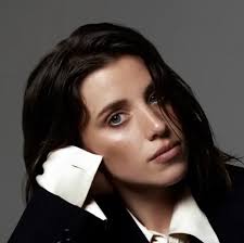 Liza Vjera Lozica en Lochlan Brown