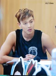 +18 aqui vai um tutorial de como se iludir. K Pop 1161301 Hot Shownu And Monsta X On Favim Com
