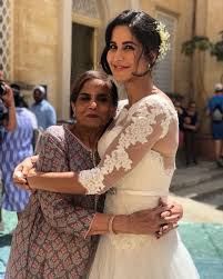 Bonding Time For Katrina Kaif With Salman Khan S Mom Salma Khan In Malta Katrina Kaif Dresses Bollywood Celebrities Bridal Wear