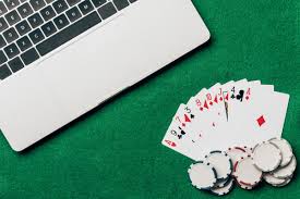 Relation between online casino gaming and cognitive skills