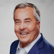 Gary Macdonald's Instagram, Twitter & Facebook