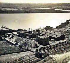 The Berger Paints Factory On The Shore Of Homebush Bay Rhodes In 1940 Now The Site Of The Rhodes Shopping Centre