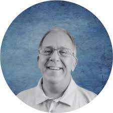 Heidi Loy's Instagram, Twitter & Facebook