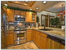 And yes, i'm labelling, but i come across the same gender divides again and again when it comes to decorating. Kitchen Design Ideas Kitchen Decor Ideas For Oak Cabinets