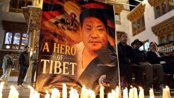 Activist Lobga Rangzen Self Immolates in Front of UN Headquarters; Calls for Independence and Unity