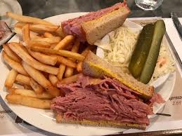 Great Smoked Meat Gerry S Restaurant Delicatessen Montreal Traveller Reviews Tripadvisor