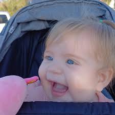 Feliz cumpleaños mi princesa !!! Hace 1 año llegaste a mi vida y me  enseñaste a entender lo que es un amor de padre , realmente sos la luz de  mi vida