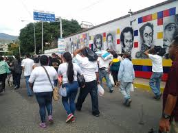 Due to its proximity with venezuela, cúcuta is an important commercial center, hosting many billion dollar companies. Venezuela Opens Border Again But Many Return Empty Handed Venezuelanalysis Com
