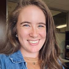 Emily McIntosh (@apple1693)