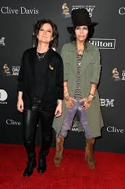 Followers of the star (skit) what the stork brought and what came of it; Nach Roseanne Aus Wird Sara Gilbert Star Eines Spin Offs Promiflash De