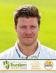 Ash Shaw (@_ashshaw)