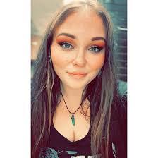 Dwana Smith's Instagram, Twitter & Facebook