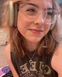 Ella Covey's Instagram, Twitter & Facebook