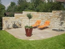 Steinmauer Als Sichtschutz Im Garten Google Search Steinmauer Garten Gartengestaltung Gartengestaltung Ideen