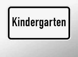 Bereits im alter von drei jahren kann begonnen werden, ihnen die bedeutung zentraler verkehrszeichen zu vermitteln. Verkehrszeichen Kindergarten Verkehrsschilder Schilder Verkehrsleitsysteme Shop Ziegler Metall