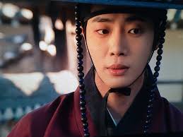 An afternoon at Juniper. 🤍 The newest restaurant concept of  @chefjoshboutwood and @thebistrogroup takes inspiration from the berry that  gives gin its signature flavor, which I hear is Chef Josh's spirit of