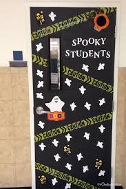Serve up a slice of pumpkin pie with this decoration. 50 Fall Door Decoration Ideas For Your Classroom Waterford Org