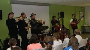 • l'abonnement et les consommations. Gravelines Ca Jazze Au College Pierre Et Marie Curie