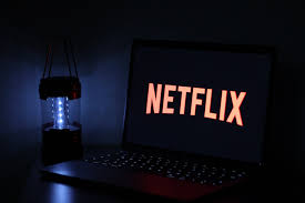 Armed with meds, smoothies, netflix, and the dvr, we whiled away the day looking for the best teen movies to watch together. 10 Feel Good Throwback Movies To Watch Tonight Fabfitfun