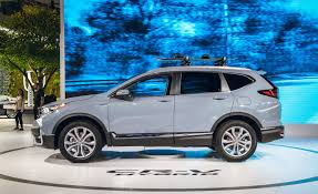 Maybe you would like to learn more about one of these? 2020 Honda Cr V Hybrid Starts At 28 870 Epa Estimated At 38 Mpg