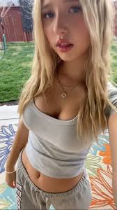 Post by Adrianne silva (@adriane.girl)