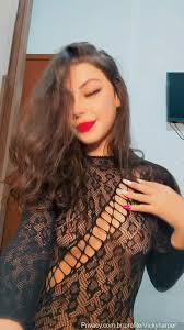 Vicky Harper tá se mostrando com toda a sensualidade do mundo! - Patricinhas