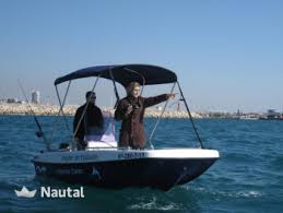 Louez Le Meilleur Bateau Sans Permis Sur La Cambrils Annulation Flexible Nautal