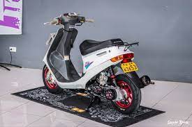 xe おしゃれまとめの人気アイデア pinterest marcos menegolla 原付 カスタム ミニバイク シグナス