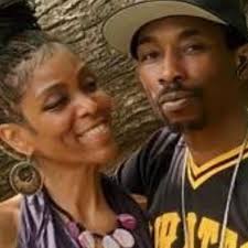 Ever wanted to get your own molds to build your own Reef Balls? 1 Pallet  Ball Mold, 9 Bay Balls, 5 Mini-Bay Balls, 1 Lo Pros and 2 Oyster Ball molds  with