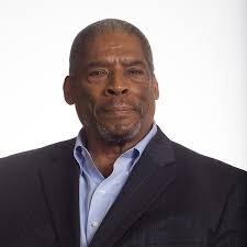 Leonard Mitchell's Instagram, Twitter & Facebook