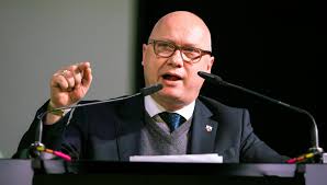 Ministerpräsident reiner haseloff hat laut umfragen gute chancen auf eine. Umfrage Afd Auch In Sachsen Anhalt Starkste Kraft