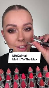 Mac Cafe Mocha Vs Mull It to The Max Fair Skin