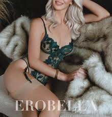 ZOE_SNOW in Stamford - +447441435631 | Erobella UK