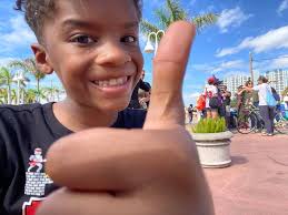 Hey local business friends! I'm looking for business owners who are looking  to **boost their brand, connect with the community, and be part of  something uniquely *****St. Pete***. I'm working with **Halloween