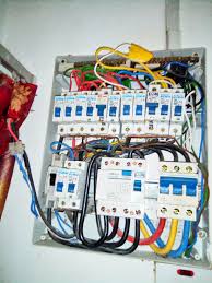 Bila start lampu meter lampu depan dan belakang xmahu menyala.mohon otai bg cara penyelesaian bg msalah ni.pernah jadi kat mto member dulu.hantar kedai xbole buat.kedai suruh g antar pusat. Elektrik Ada Tapi Macam Tak Cukup Lampu Berkelip Bila Pakai Plug Banyak Tak Berfungsi