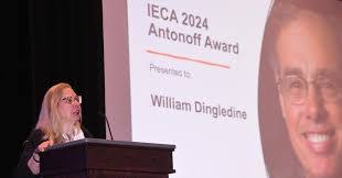 Denise Karp's Instagram, Twitter & Facebook