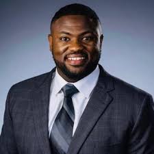 Riczer Desvaristes على X: "Desert Vista @theDVway QB #1 Ella Creech has  been fantastic. #GHSGOTW #PLAYFOOTBALL https://t.co/M3oVSeGXum"